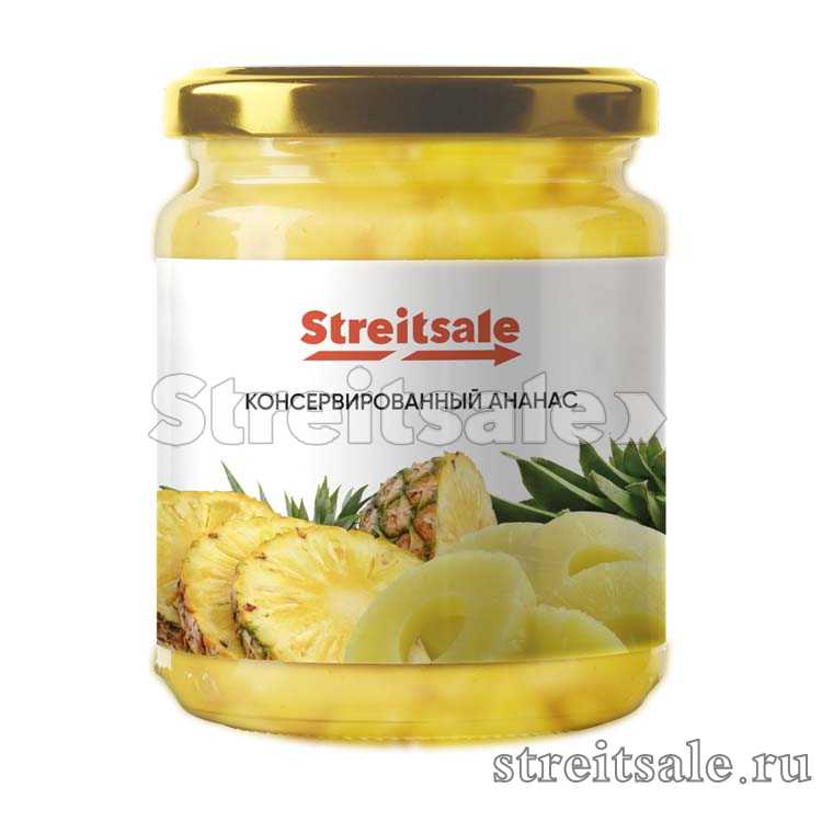 Консервированные ананасы кусочками в стеклянной банке